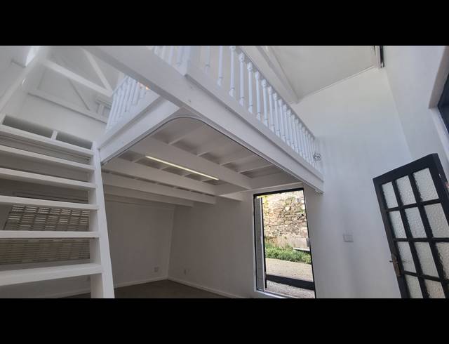 48M² SERVICED OFFICE TO LET IN CAPE TOWN CITY CENTRE